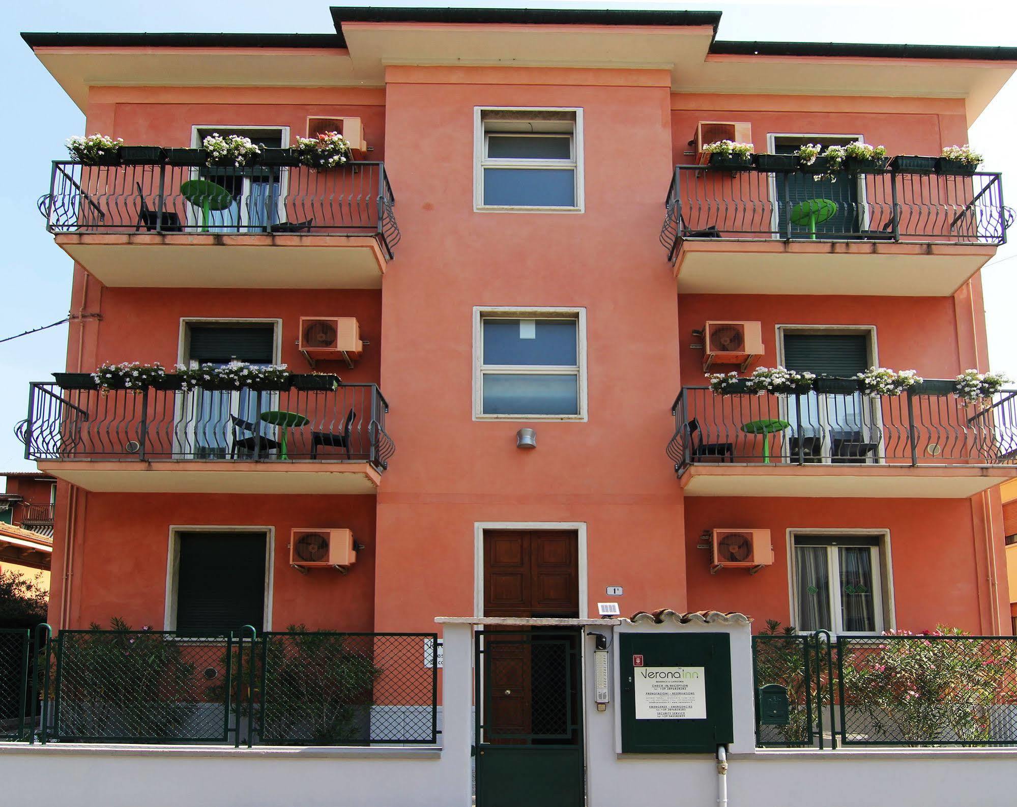 Residence Verona Inn Luaran gambar